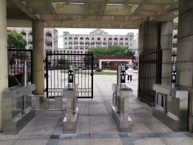 湖北某高檔小區圓柱動態人臉識別案例